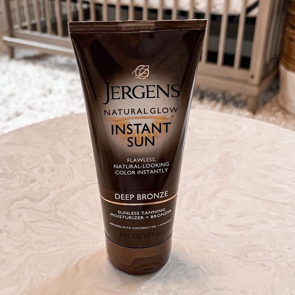 Jergen’s Instant Glow Self Tanner